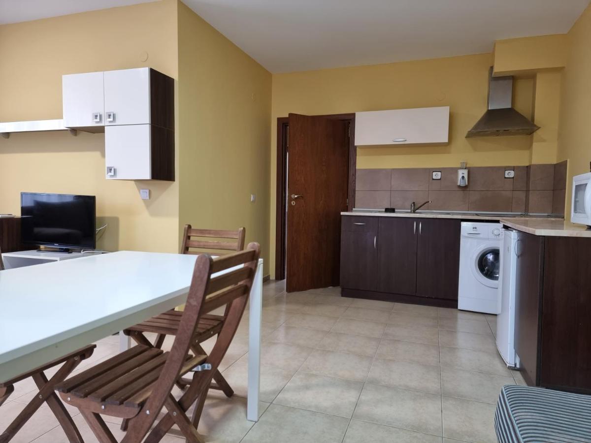Kiara Apartments Saints Constantine and Helena Exterior foto